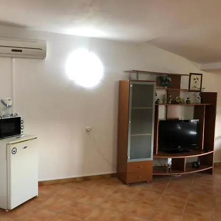 ゲストハウス Vila David エフォリエ・スド